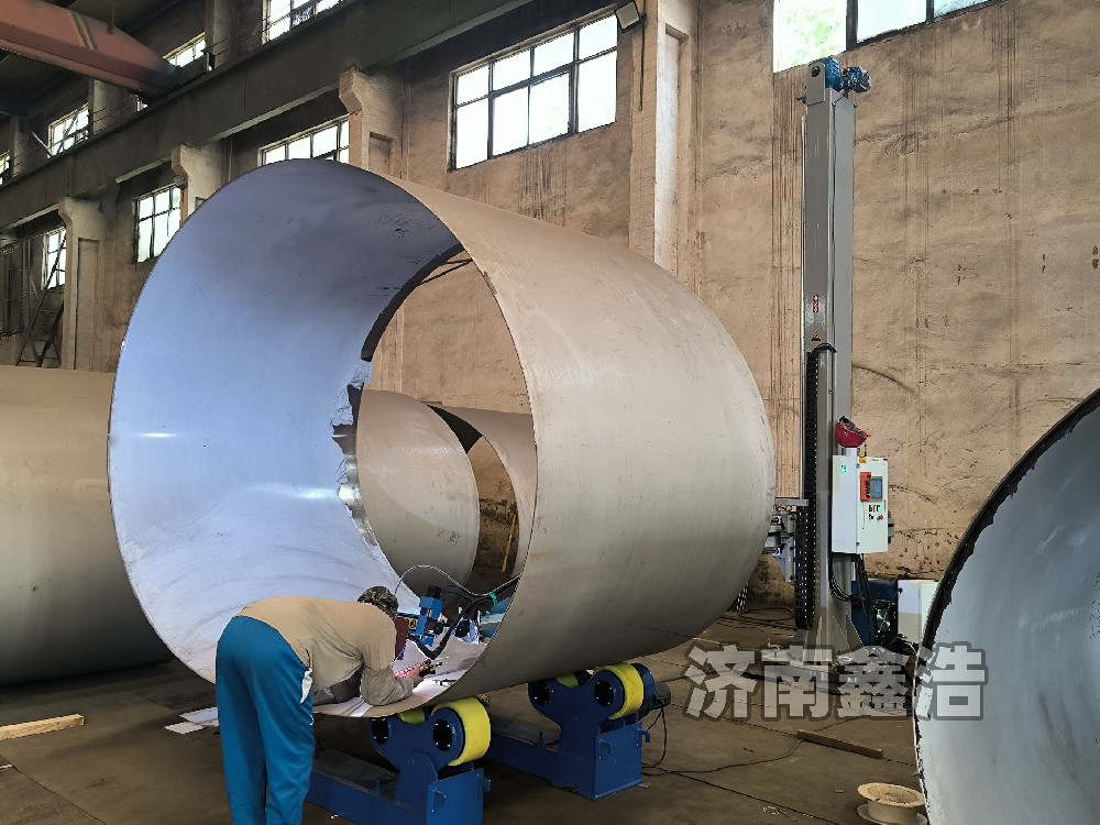 重型焊接操作機，智能數(shù)控自動焊接